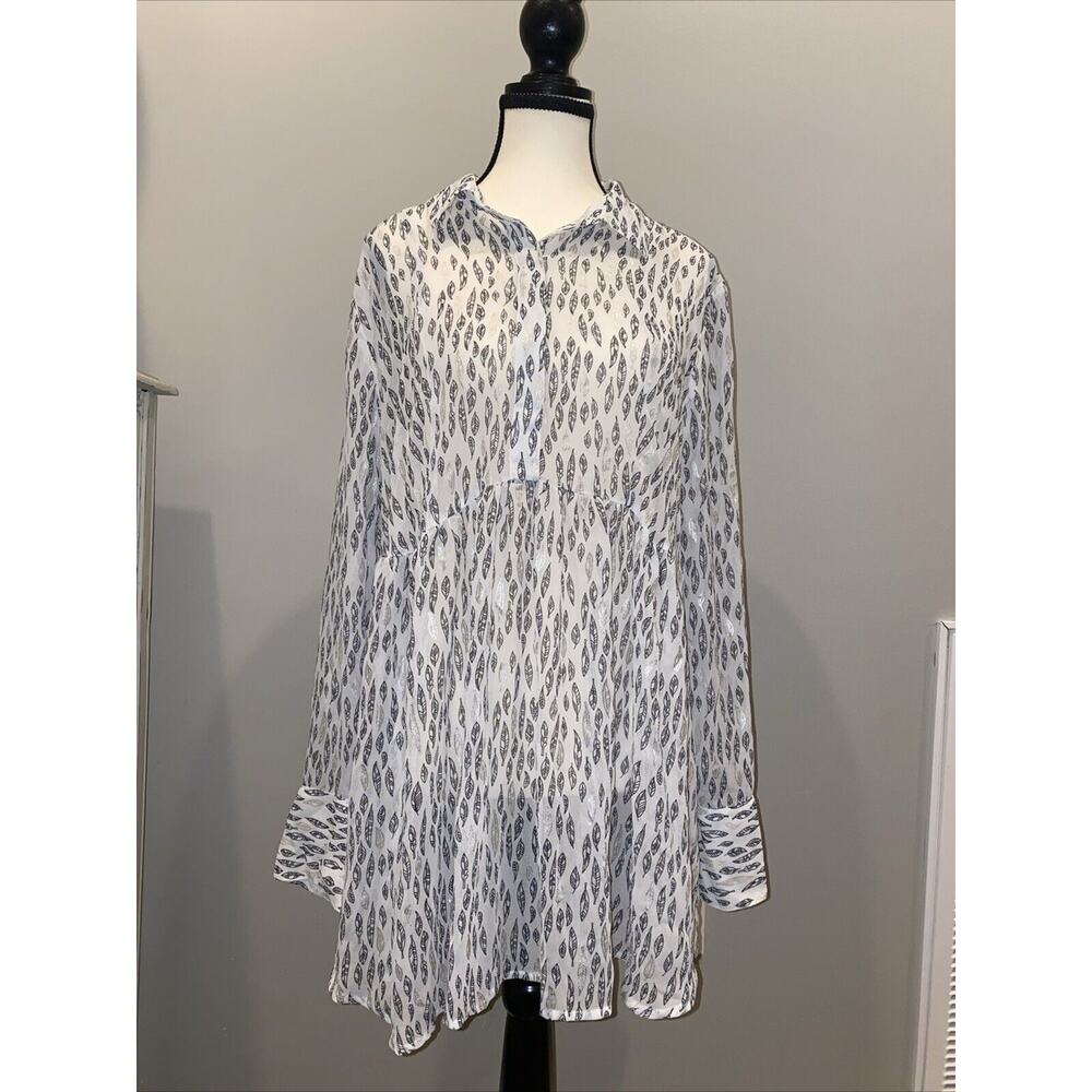Labe Bryant 14/16 Long Sleeve Flowy Sheer Blouse Pullover Top Button Up Leaves